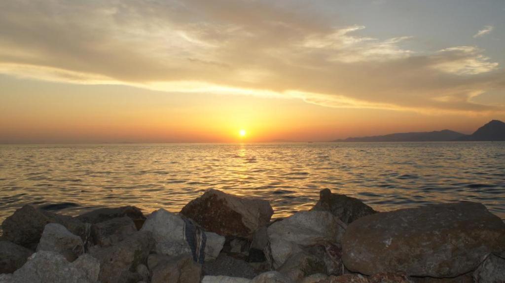 Patras White Castle Appartement Buitenkant foto