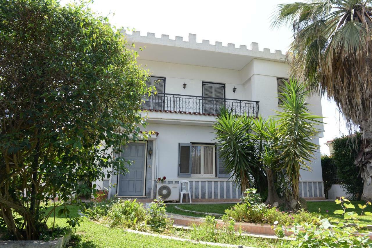 Patras White Castle Appartement Buitenkant foto
