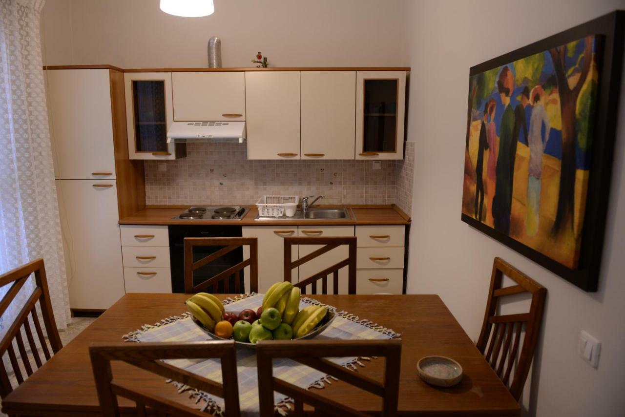 Patras White Castle Appartement Buitenkant foto